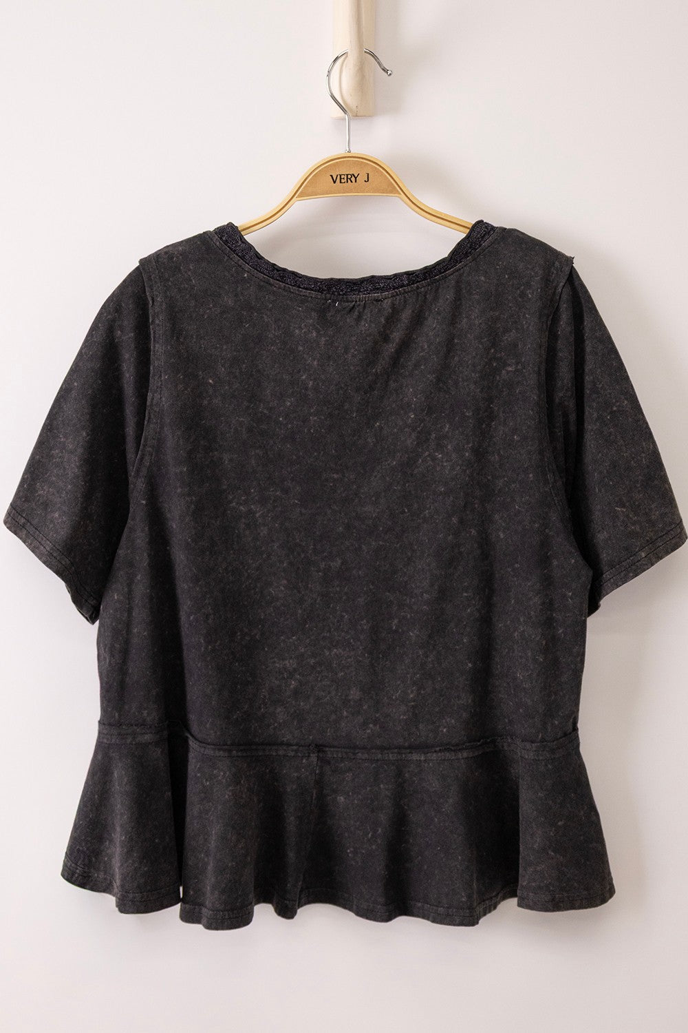 Lace Trim Detail Mineral Washed V-neck Knit Top