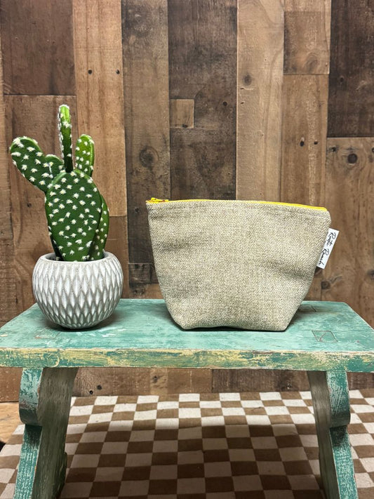 Soft Gunny Farm Pouch